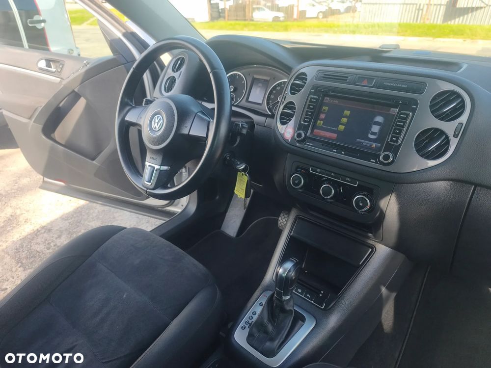 Volkswagen Tiguan - 8