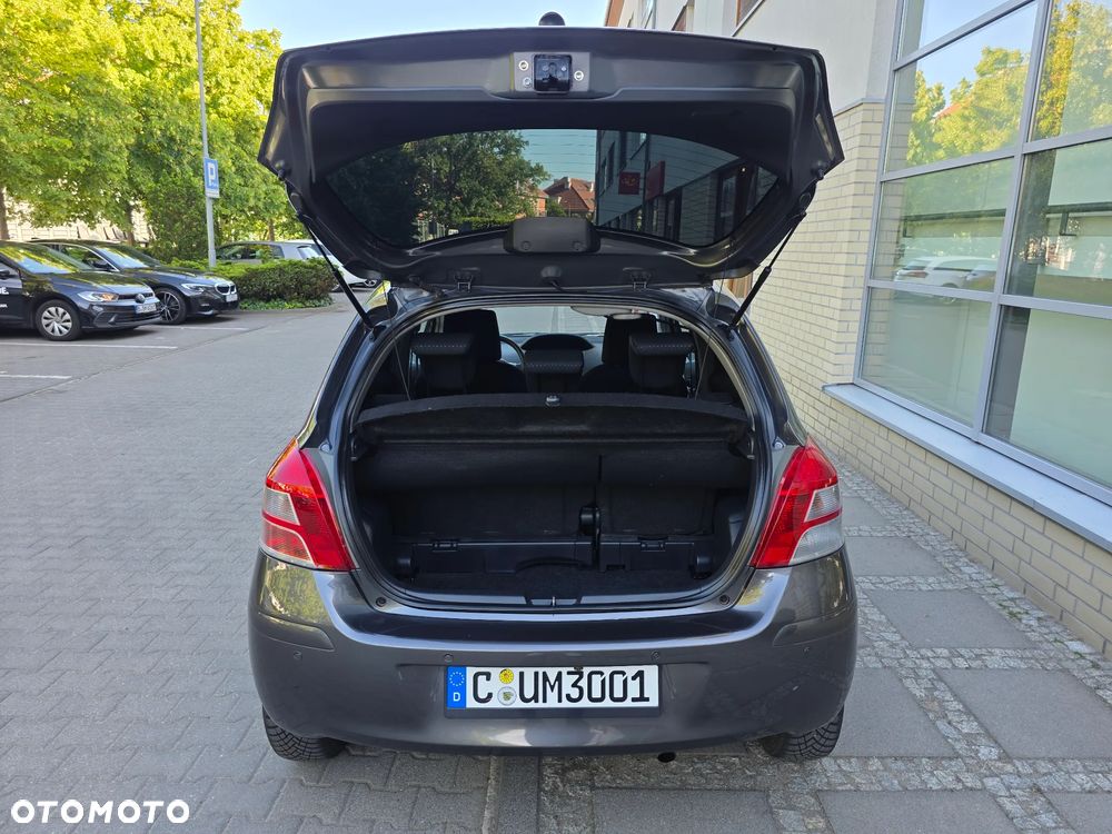 Toyota Yaris - 11