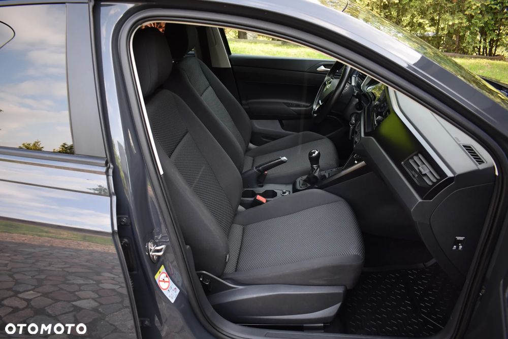 Volkswagen Polo - 31