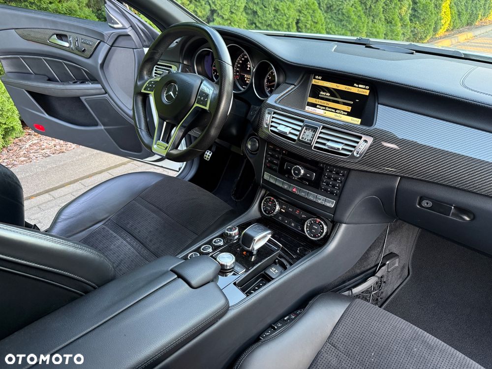 Mercedes-Benz CLS - 20