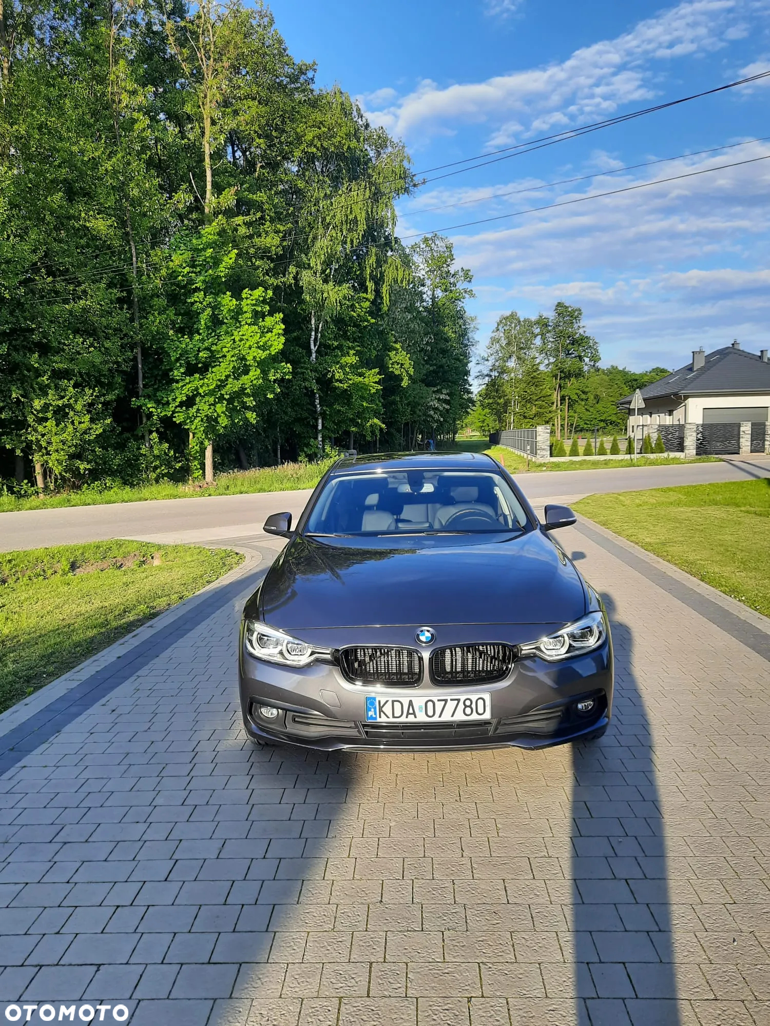 BMW Seria 3 320i - 4