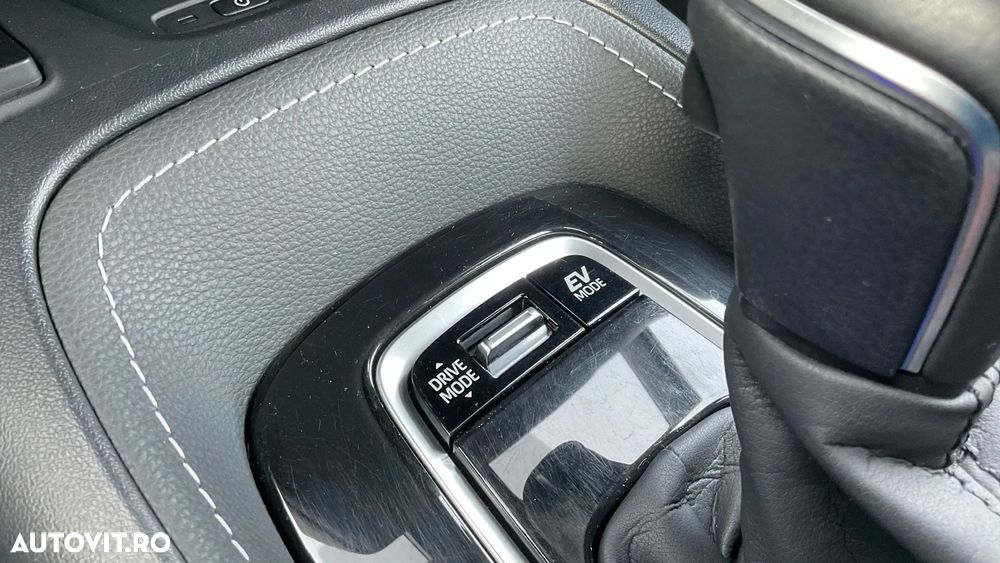 Toyota Corolla 1.8 Hybrid Touring Sports - 33