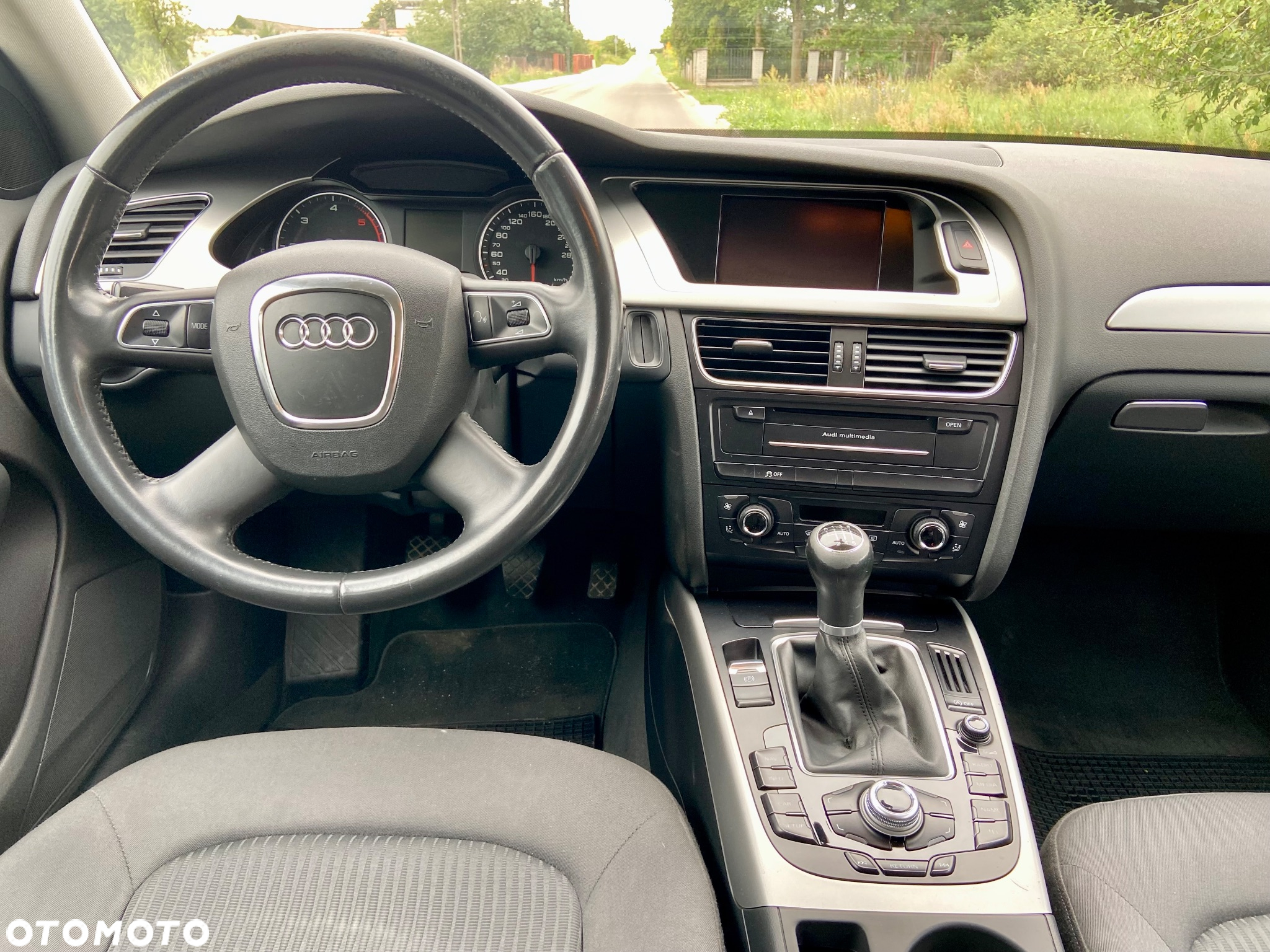 Audi A4 2.0 TDI DPF quattro Attraction - 11