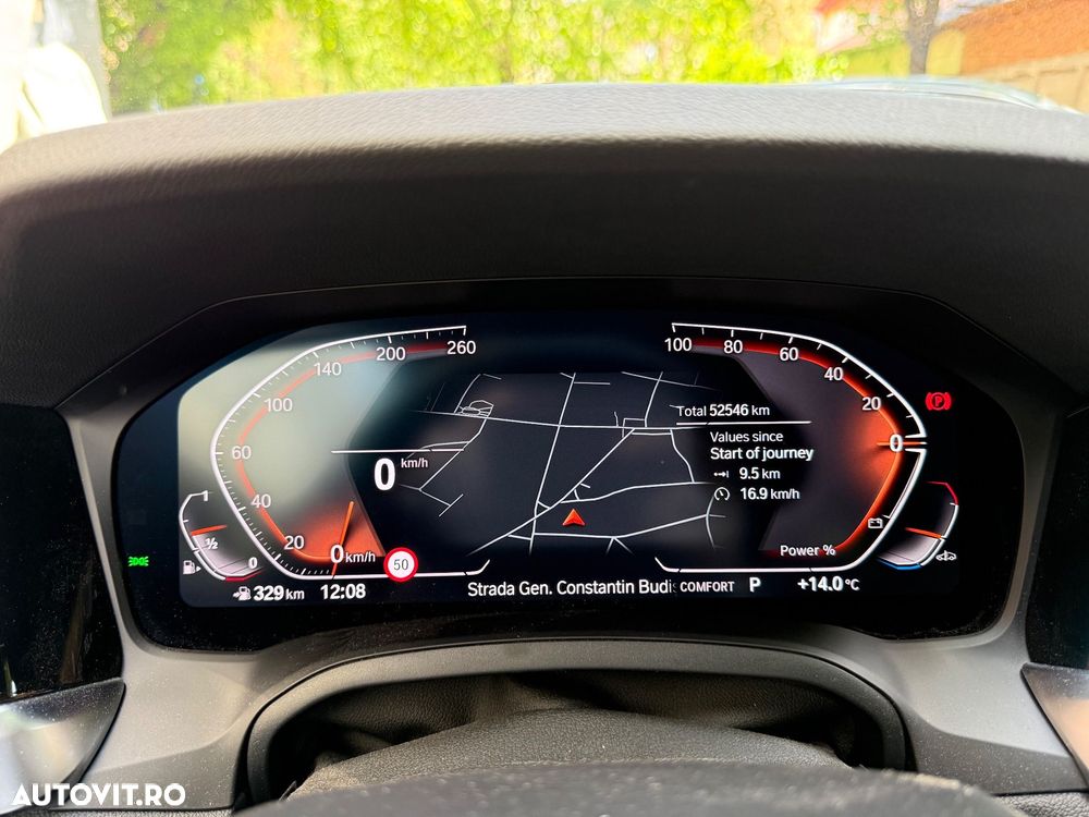 BMW Seria 3 330i xDrive AT - 12
