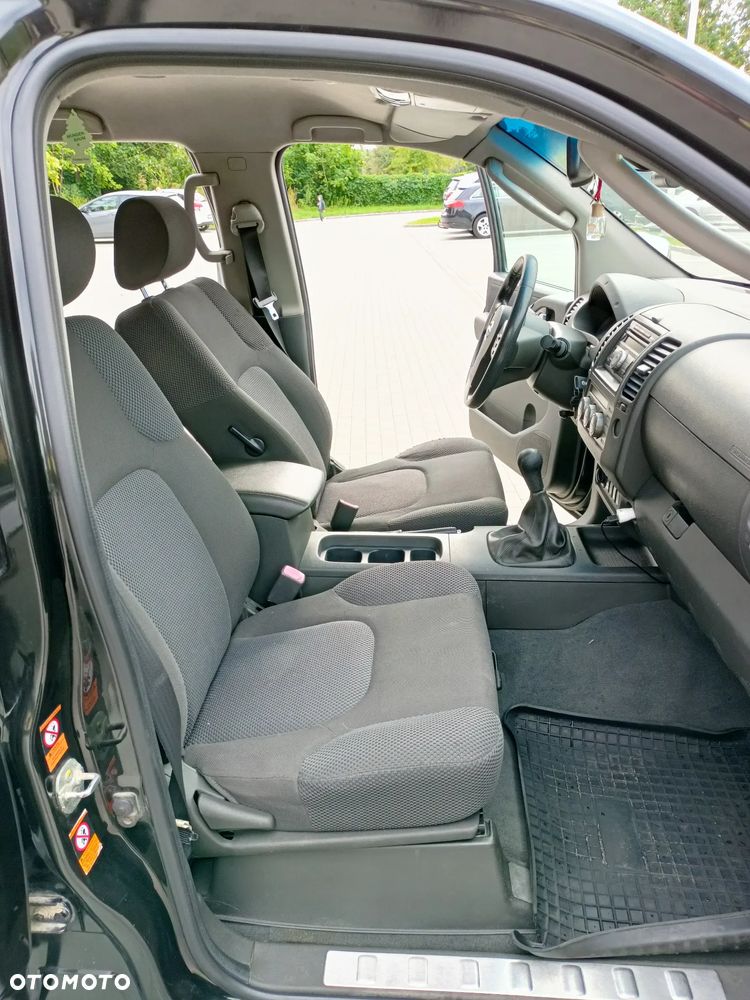 Nissan Navara 2.5 D XE - 5
