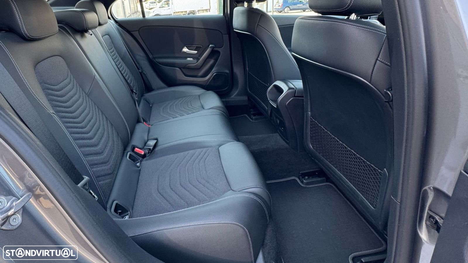 Mercedes-Benz A 250 Limousine e Style Plus - 18