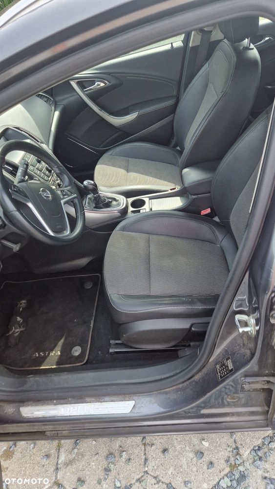 Opel Astra 1.4 Turbo Cosmo - 5