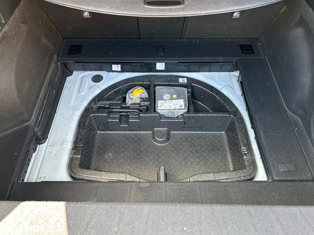 Kia ProCeed 1.6 T-GDI GT DCT - 18