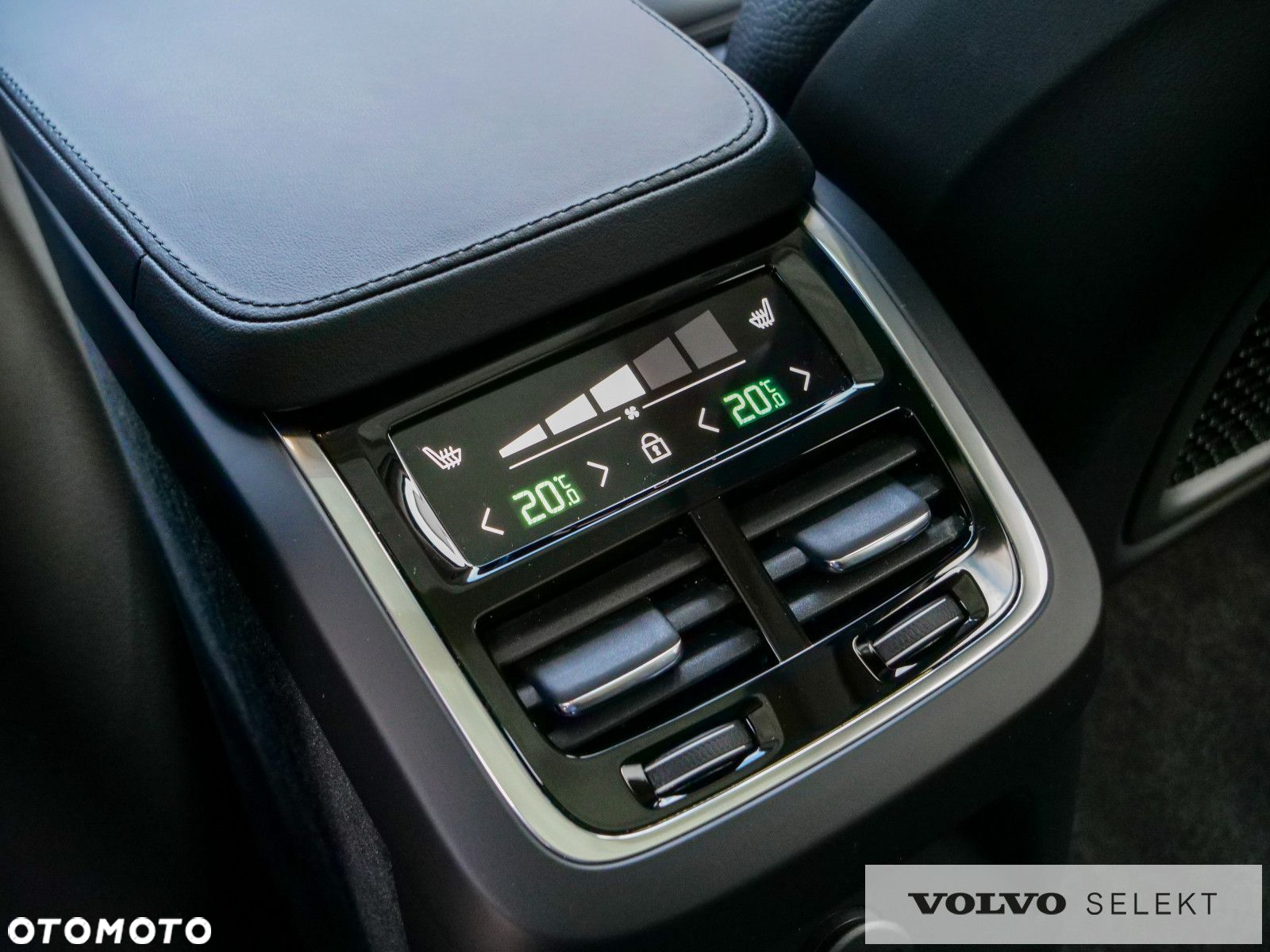 Volvo XC 90 - 21