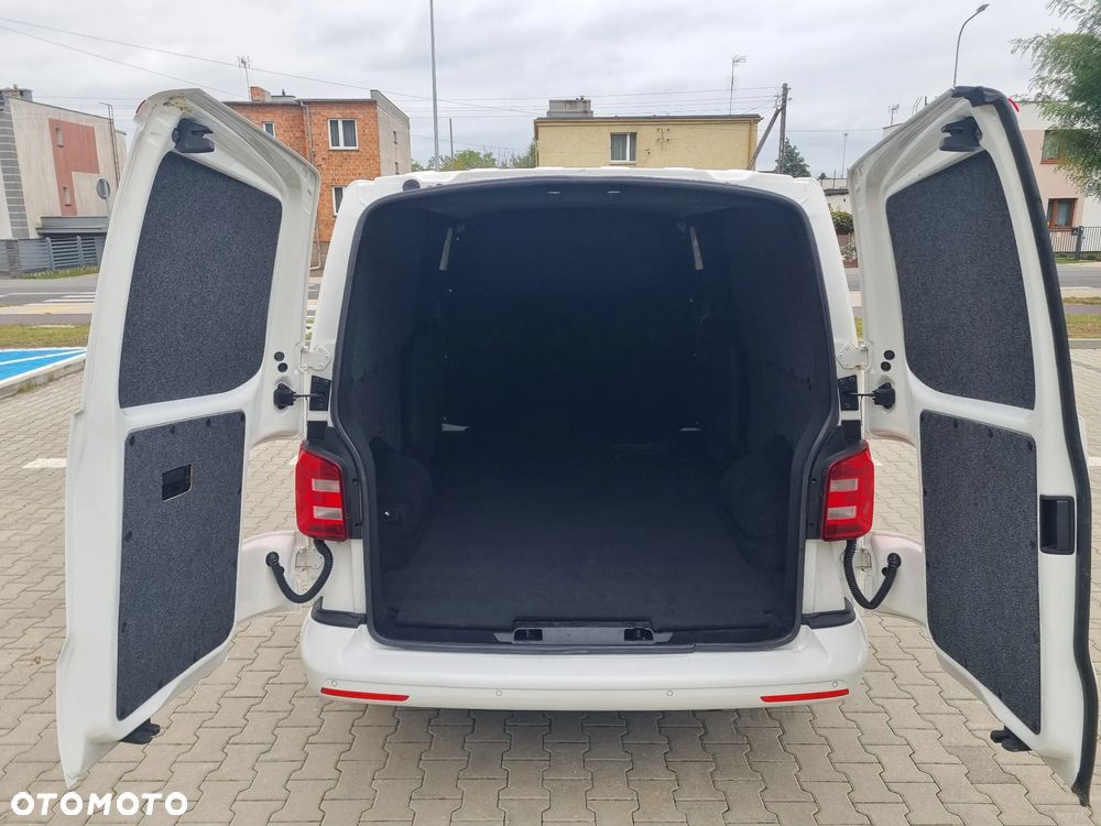 Volkswagen Transporter - 8