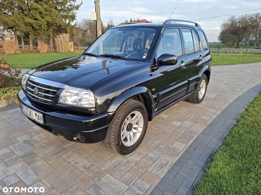 Suzuki Grand Vitara V6-2.5 Automatik Limited - 4