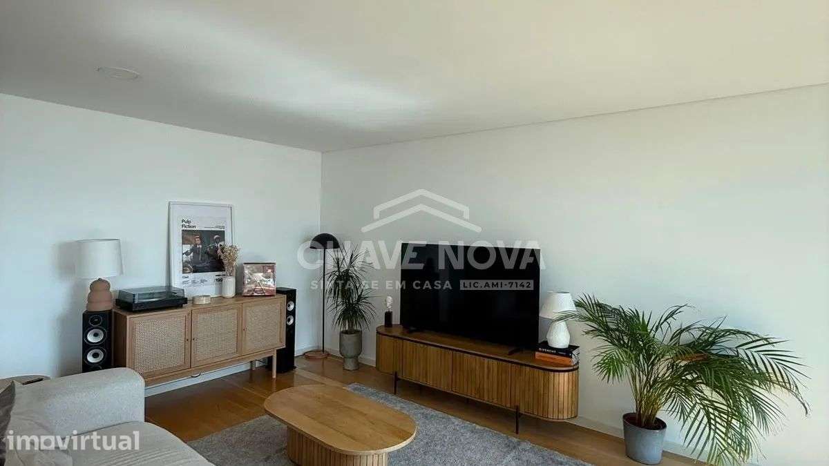 Arrendamento Apartamento T3 mobilado com vista Mar - Matosinhos Sul - Grande imagem: 2/13