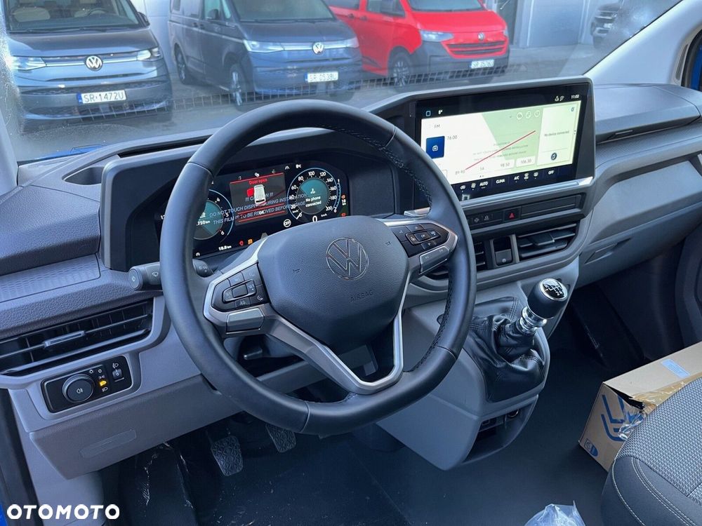 Volkswagen Caravelle - 10