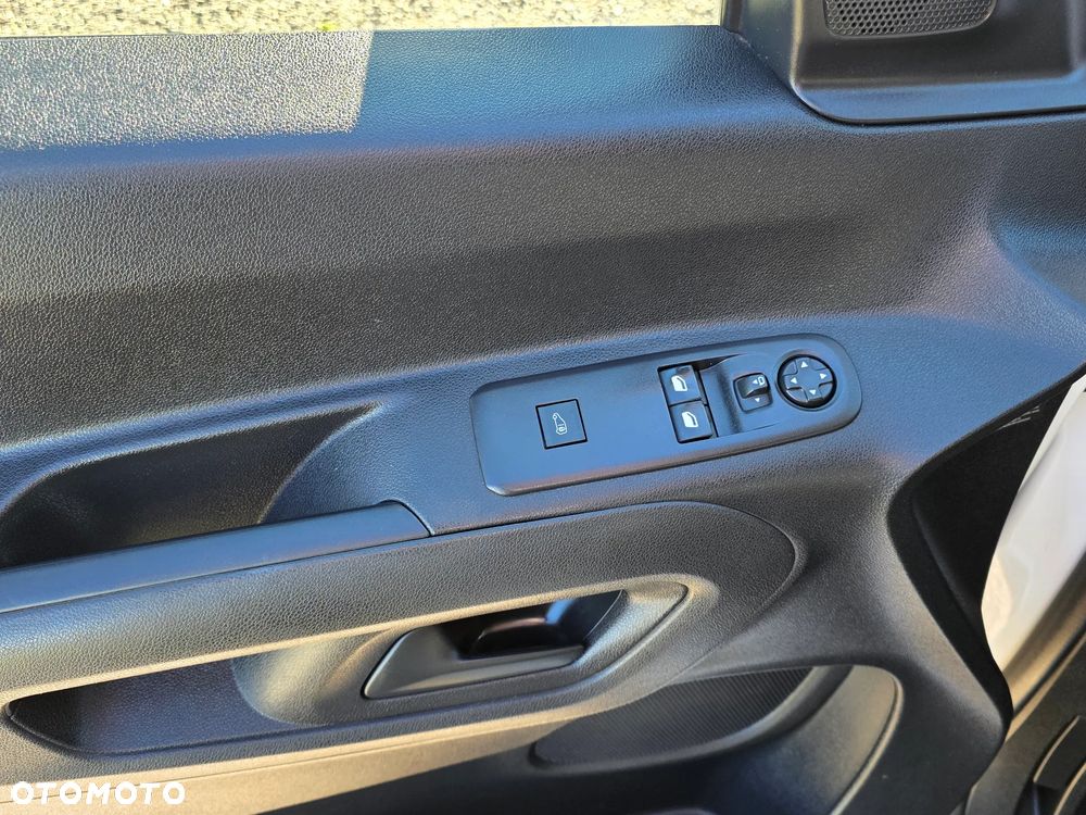 Opel Combo XL IntelliGrip - 22
