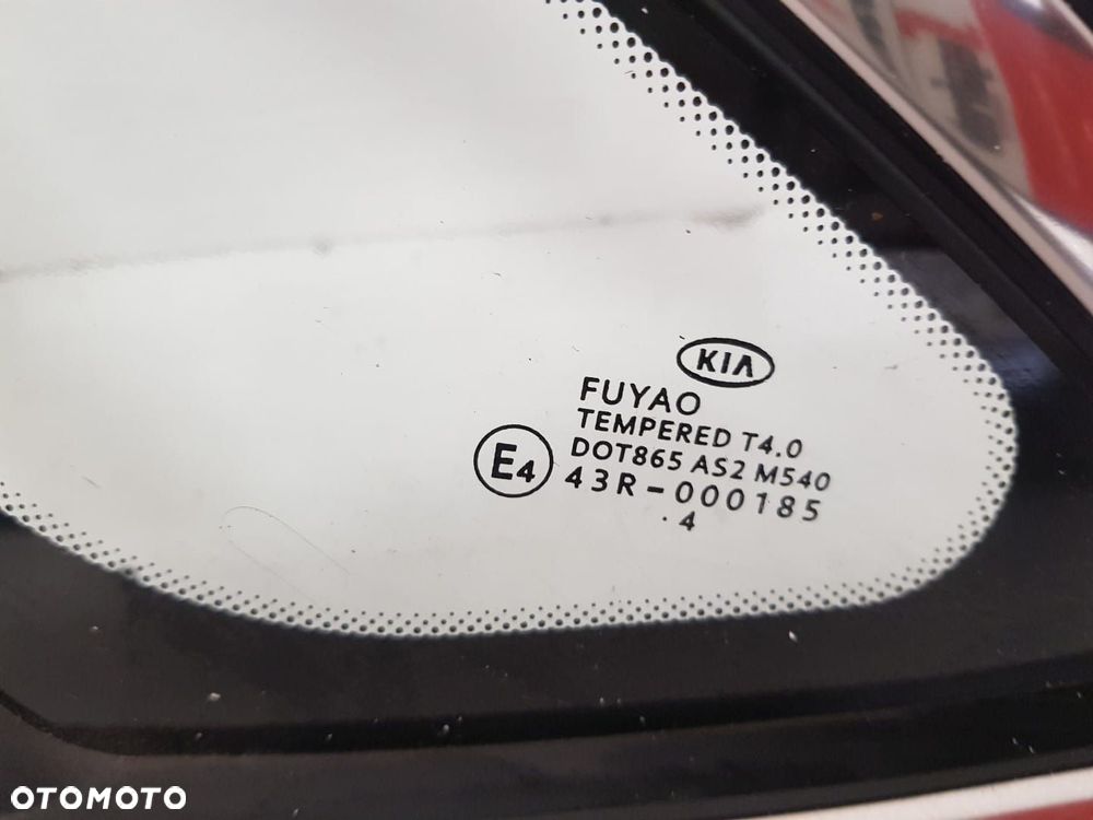 KIA CEED II SZYBA PRZEDNIA PRZÓD PRAWA 86190-A2100 - 2