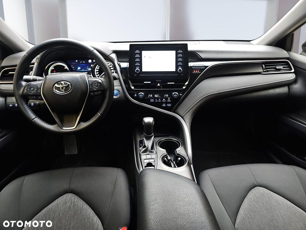 Toyota Camry 2.5 Hybrid Comfort CVT - 8