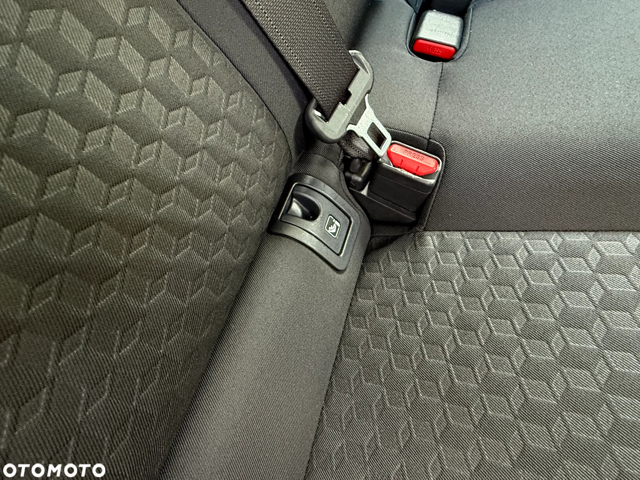 Toyota Yaris 1.5 Comfort - 34