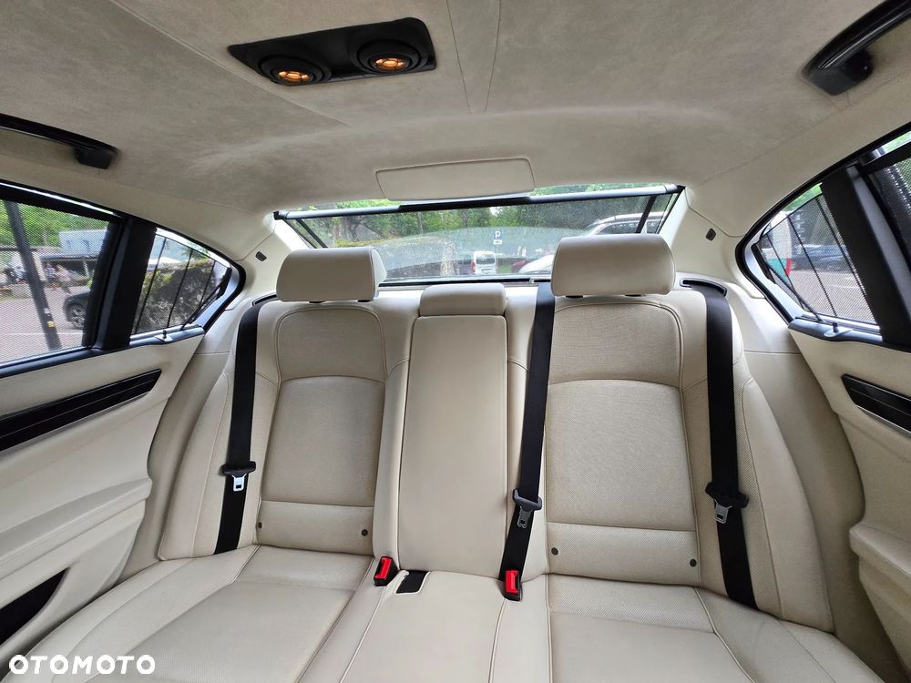 BMW Seria 7 740d xDrive - 20
