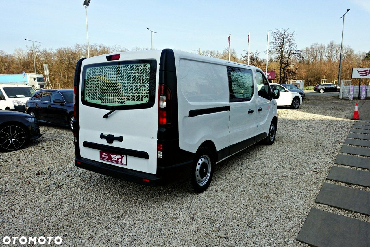 Opel Vivaro - 9