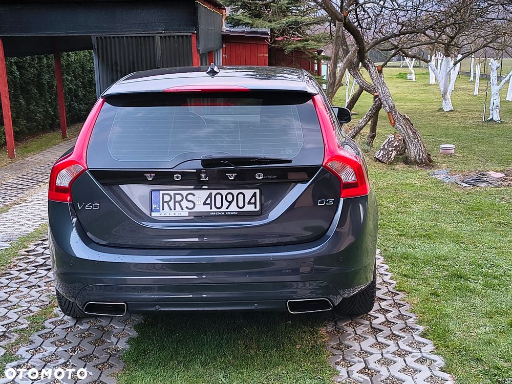 Volvo V60 D3 Geartronic Kinetic - 6