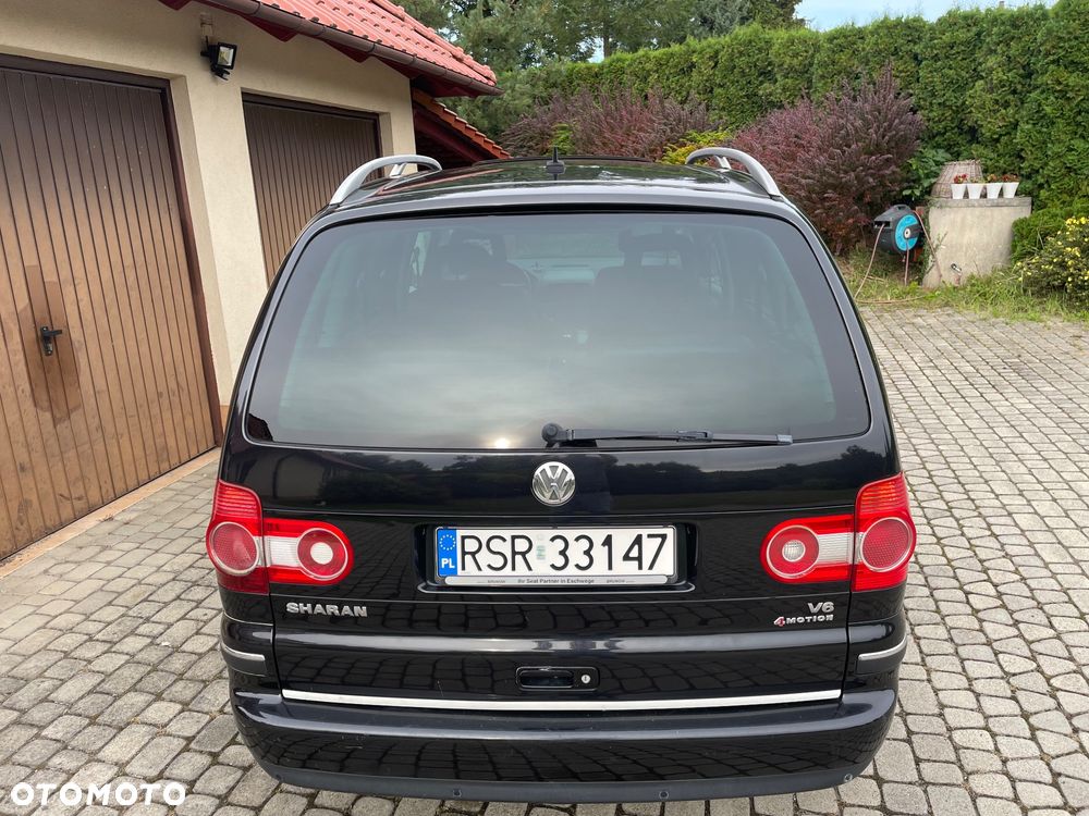 Volkswagen Sharan 2.8 V6 Highline 4Mot - 4