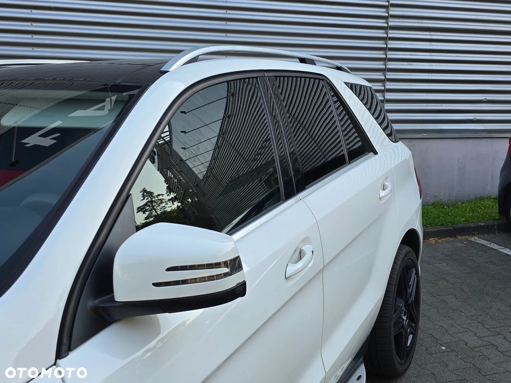 Mercedes-Benz ML 350 BlueTec 4-Matic - 39
