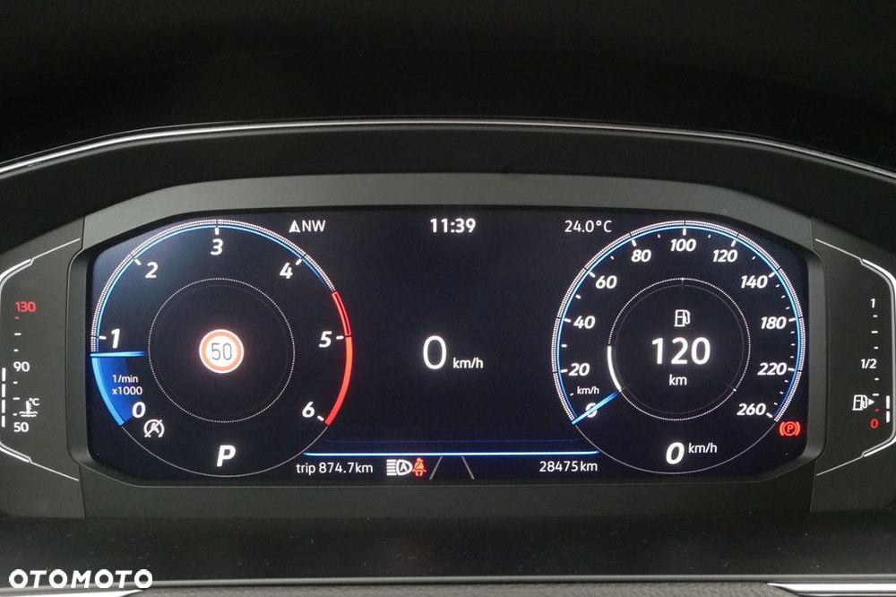 Volkswagen Passat Variant 2.0 TDI SCR Business DSG - 9