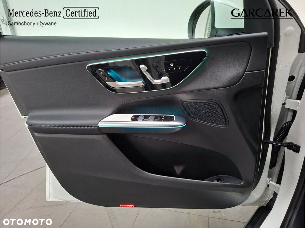 Mercedes-Benz GLC - 24