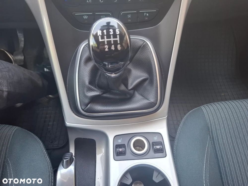 Ford Grand C-MAX - 19