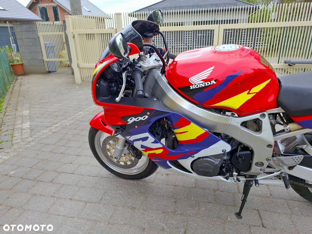 Honda CBR - 23