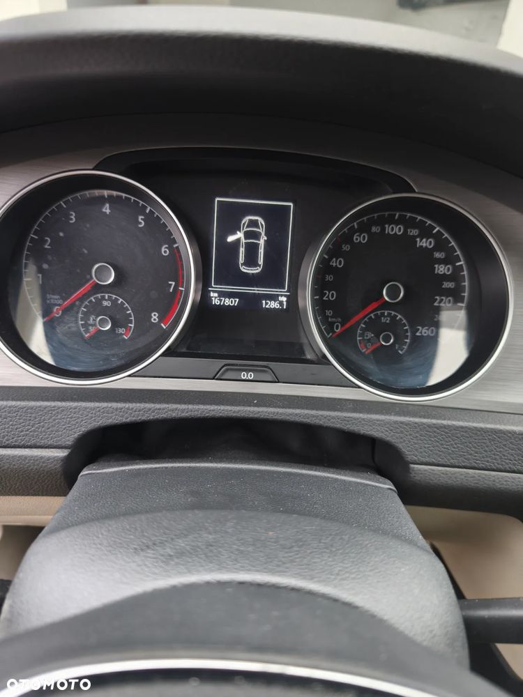 Volkswagen Golf 1.4 TSI BMT Comfortline DSG - 17