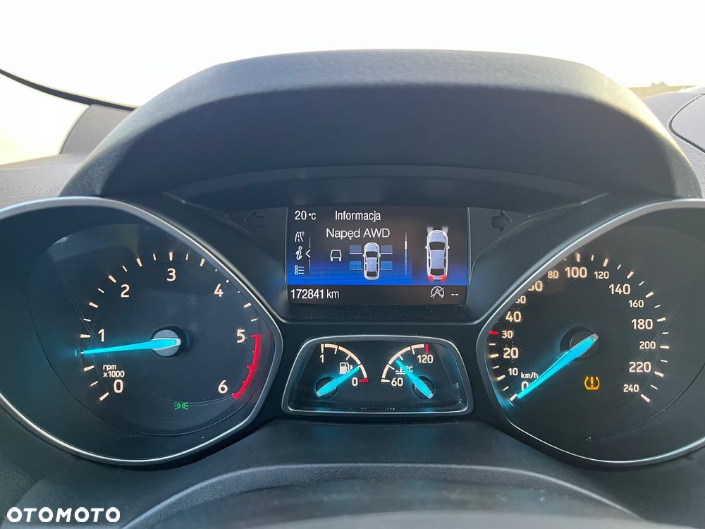 Ford Kuga 2.0 TDCi 4x4 Titanium - 32