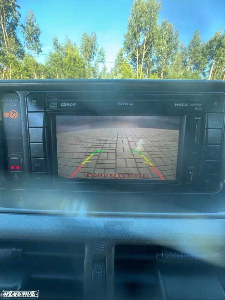 Toyota iQ 1.4 D-4D 2 EP+NAVI+Bluetooth - 22