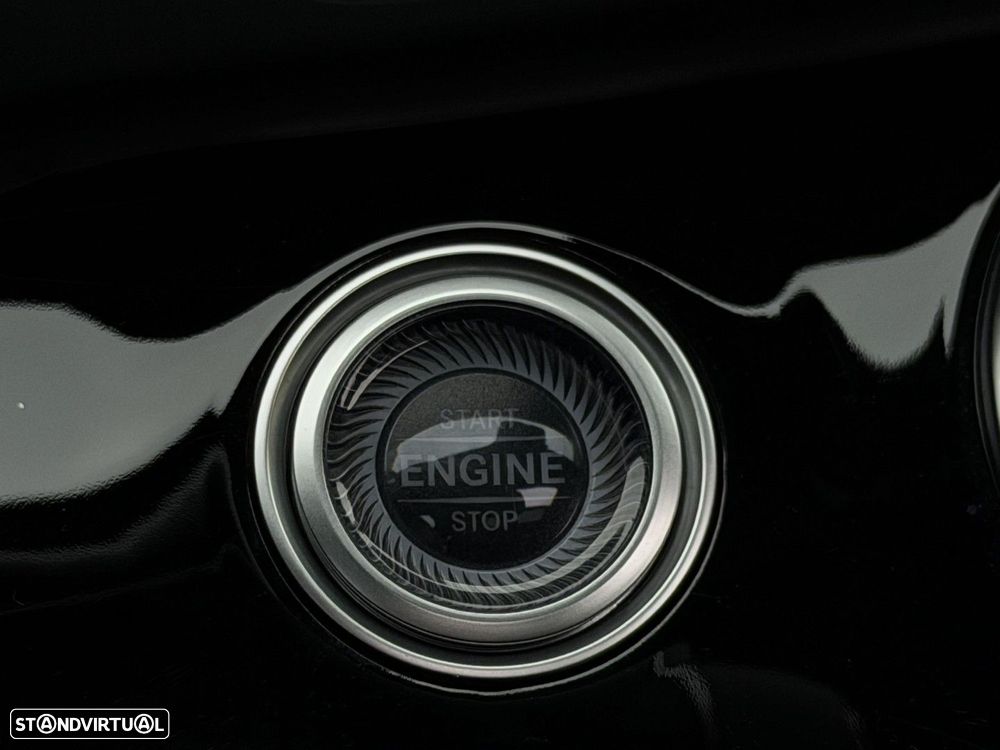 Mercedes-Benz E 300 de AMG Line - 35
