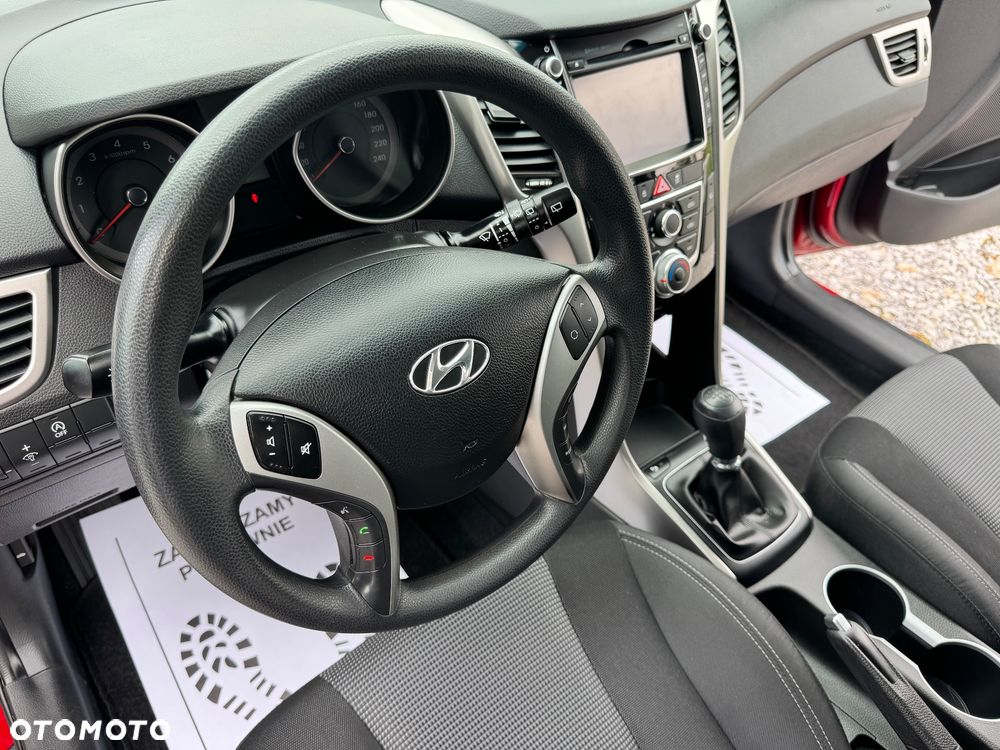 Hyundai i30 - 24