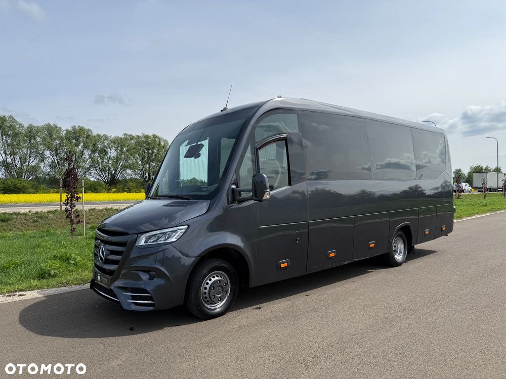 Mercedes-Benz Sprinter 519 - 11