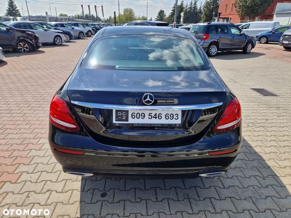 Mercedes-Benz Klasa E 200 d 9G-TRONIC - 8