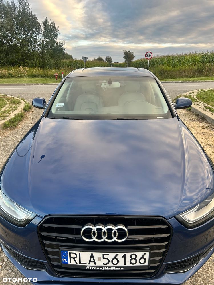 Audi A4 Limousine - 5