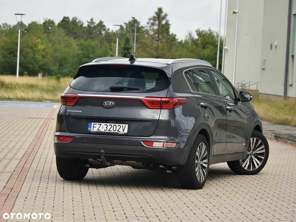 Kia Sportage 2,0 CRDI AWD Platinum - 6