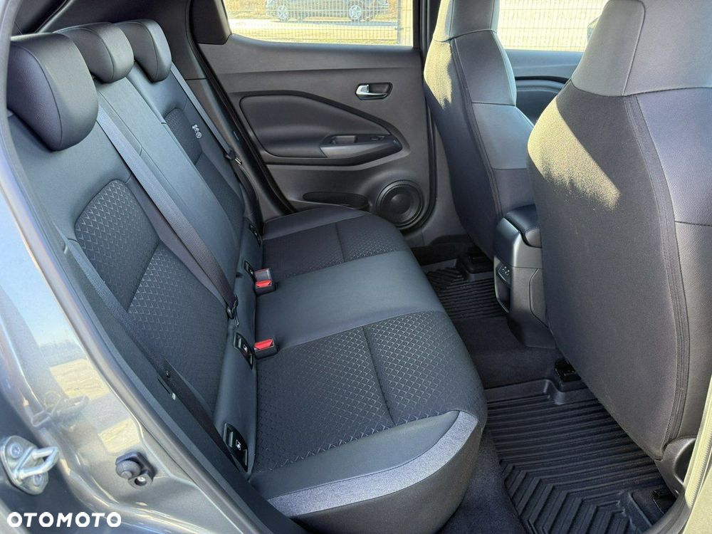 Nissan Juke 1.0 DIG-T DCT N-Connecta - 16