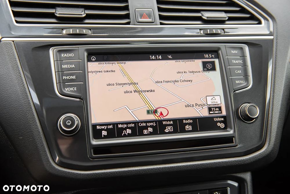 Volkswagen Tiguan - 23