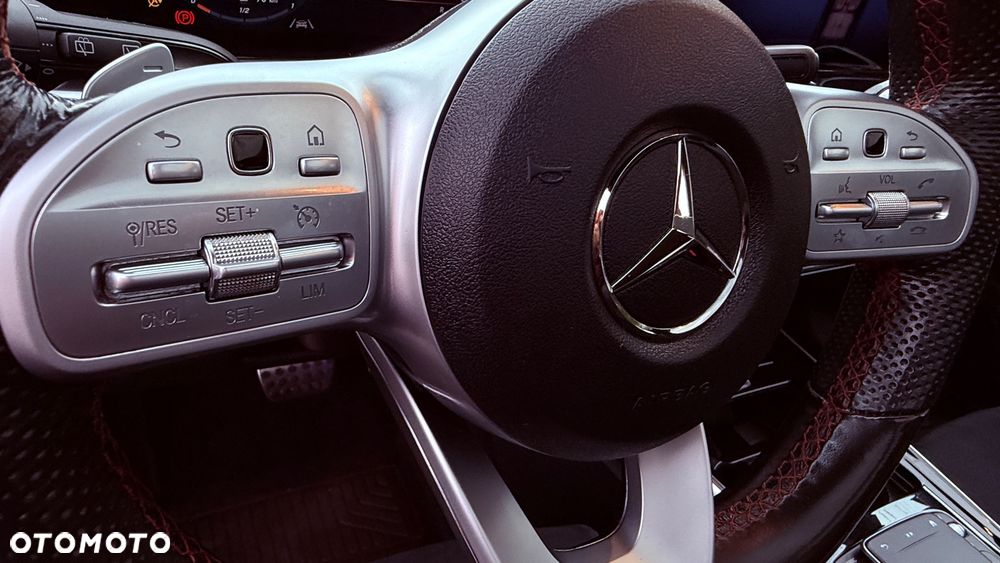 Mercedes-Benz GLB 200 d 8G-DCT AMG Line - 31
