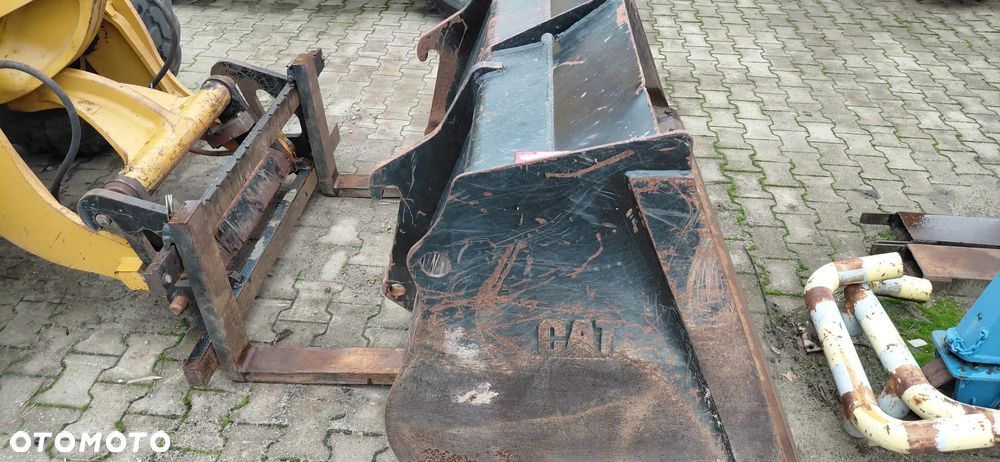 Caterpillar 906 M (2017r) CAT 908 M H2 907 M H2 906 M H2 - 2