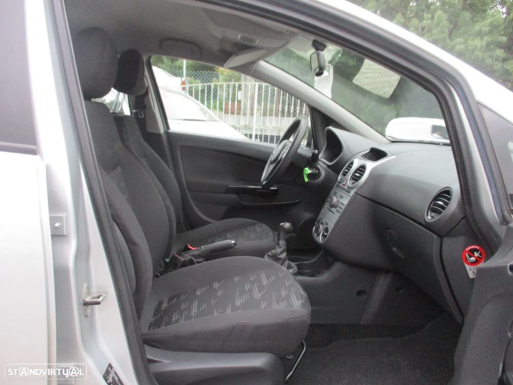 Opel Corsa 1.2 Enjoy S/S - 18