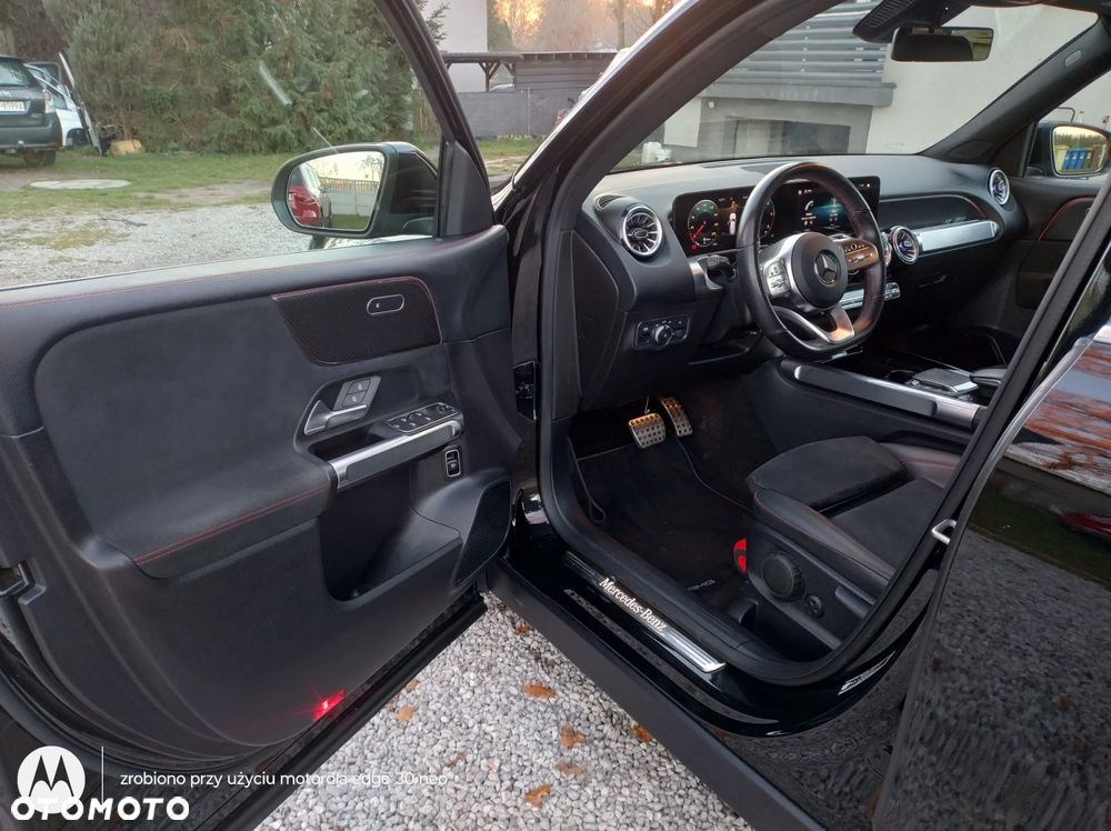 Mercedes-Benz GLB 200 d 4-Matic AMG Line 8G-DCT - 19