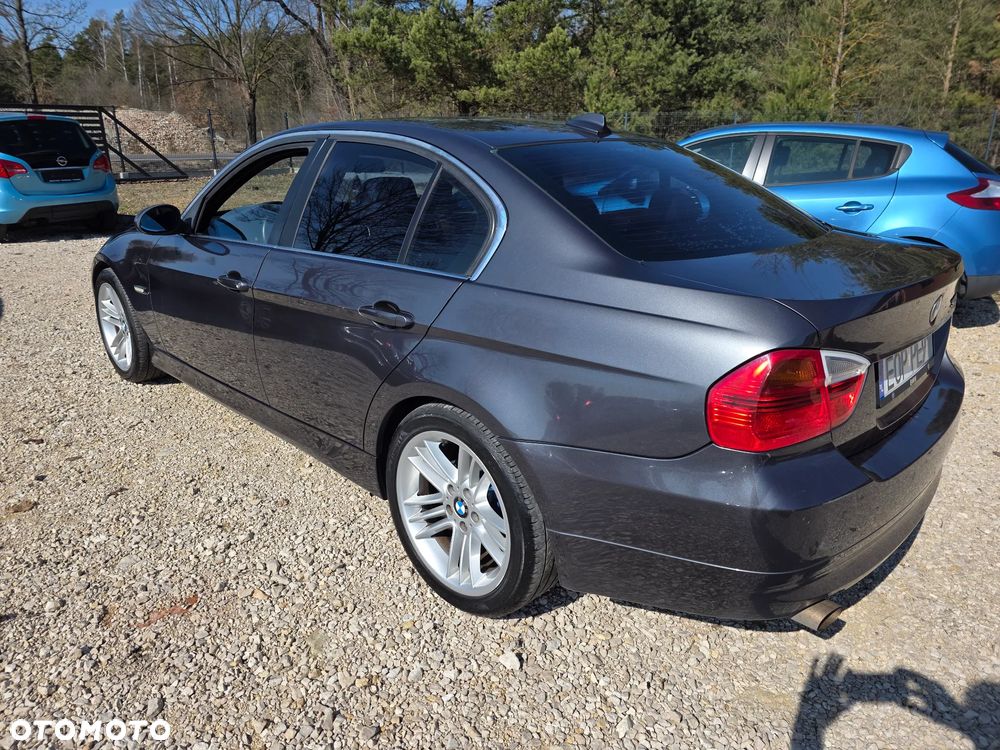 BMW Seria 3 - 26