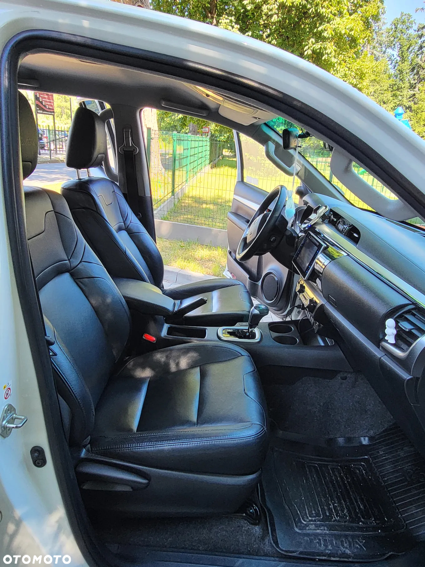 Toyota Hilux 2.4 D-4D Double Cab SR 4x4 - 15