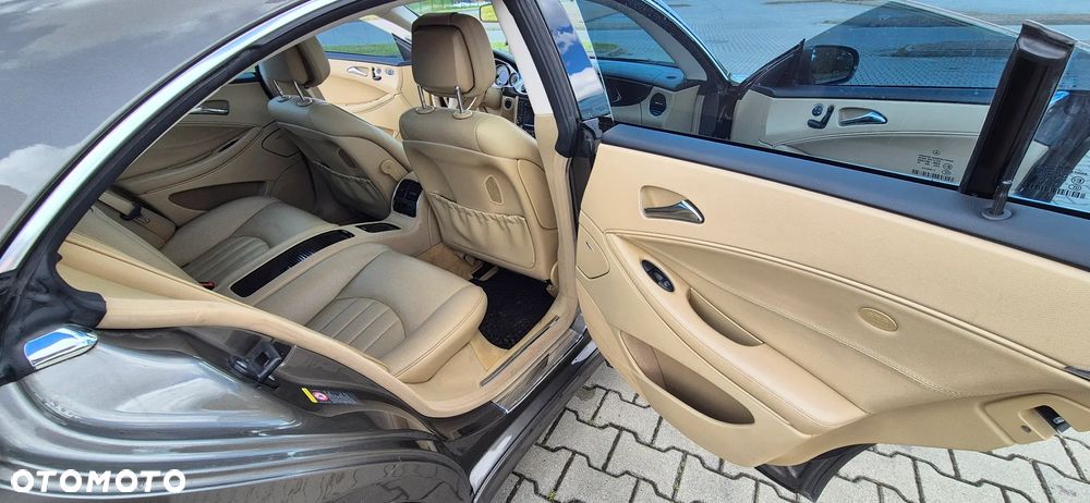 Mercedes-Benz CLS 500 7G-TRONIC - 14