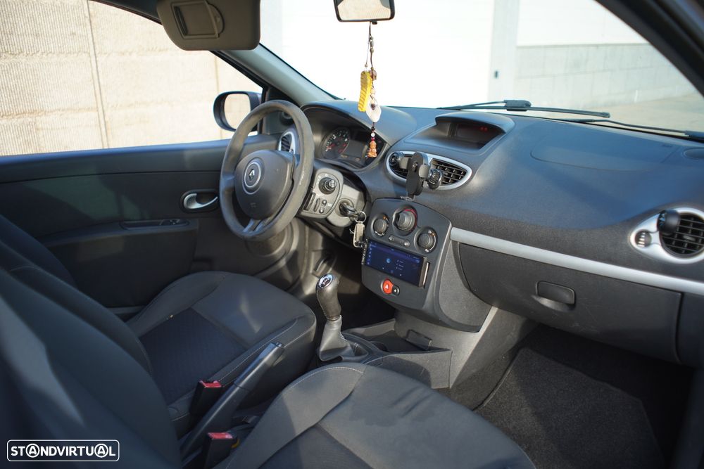 Renault Clio 1.2 16V Fairway - 5