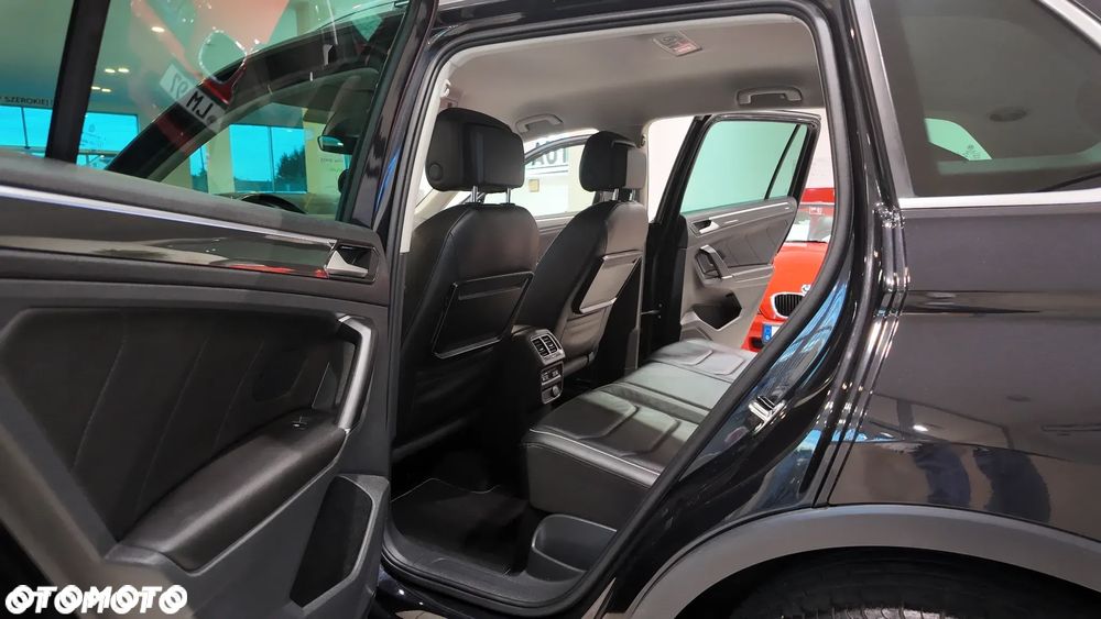 Volkswagen Tiguan 2.0 TSI 4Mot Sport&Style DSG - 28